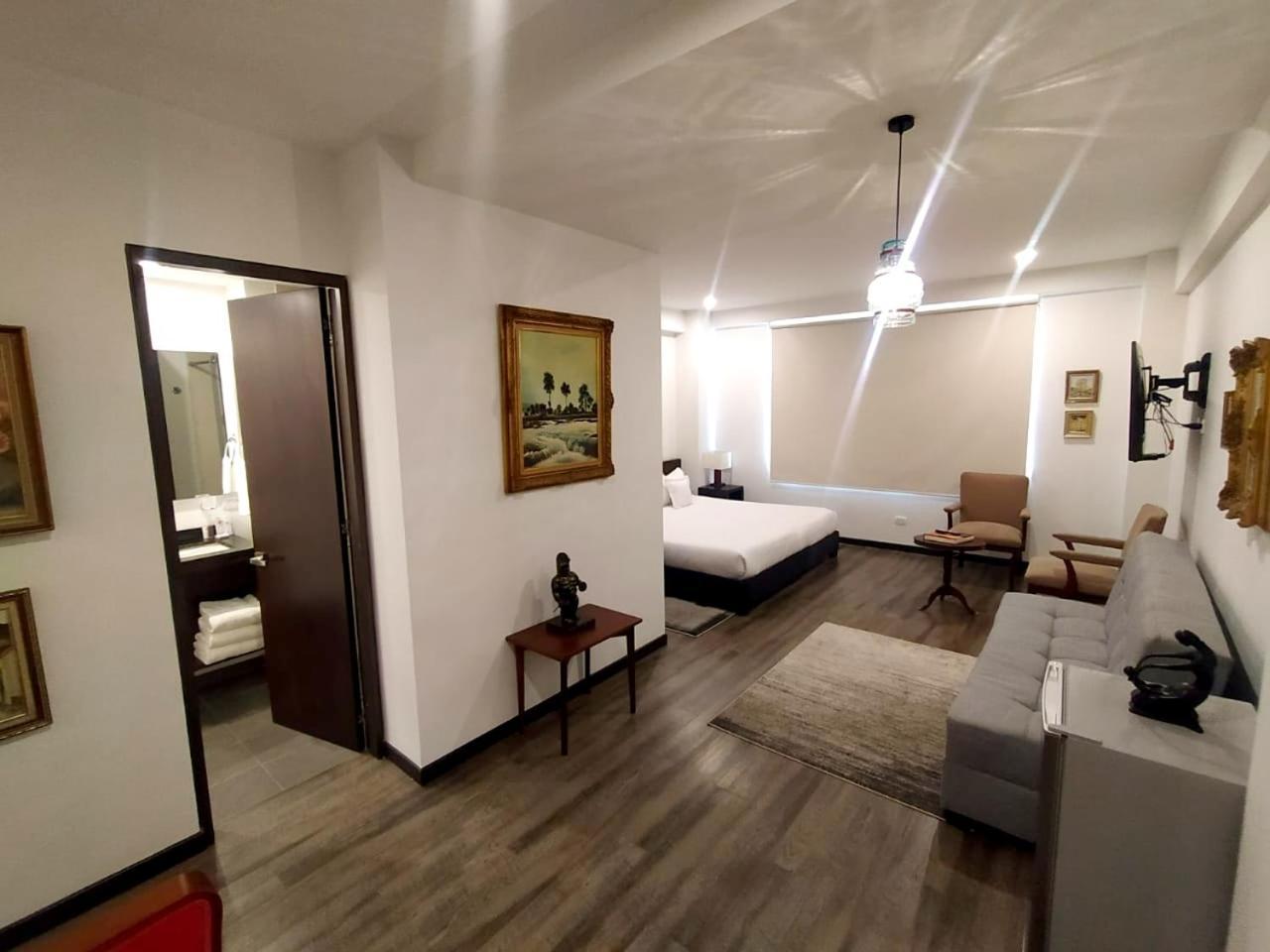Hotel Museo San Moritz Bogota Bagian luar foto