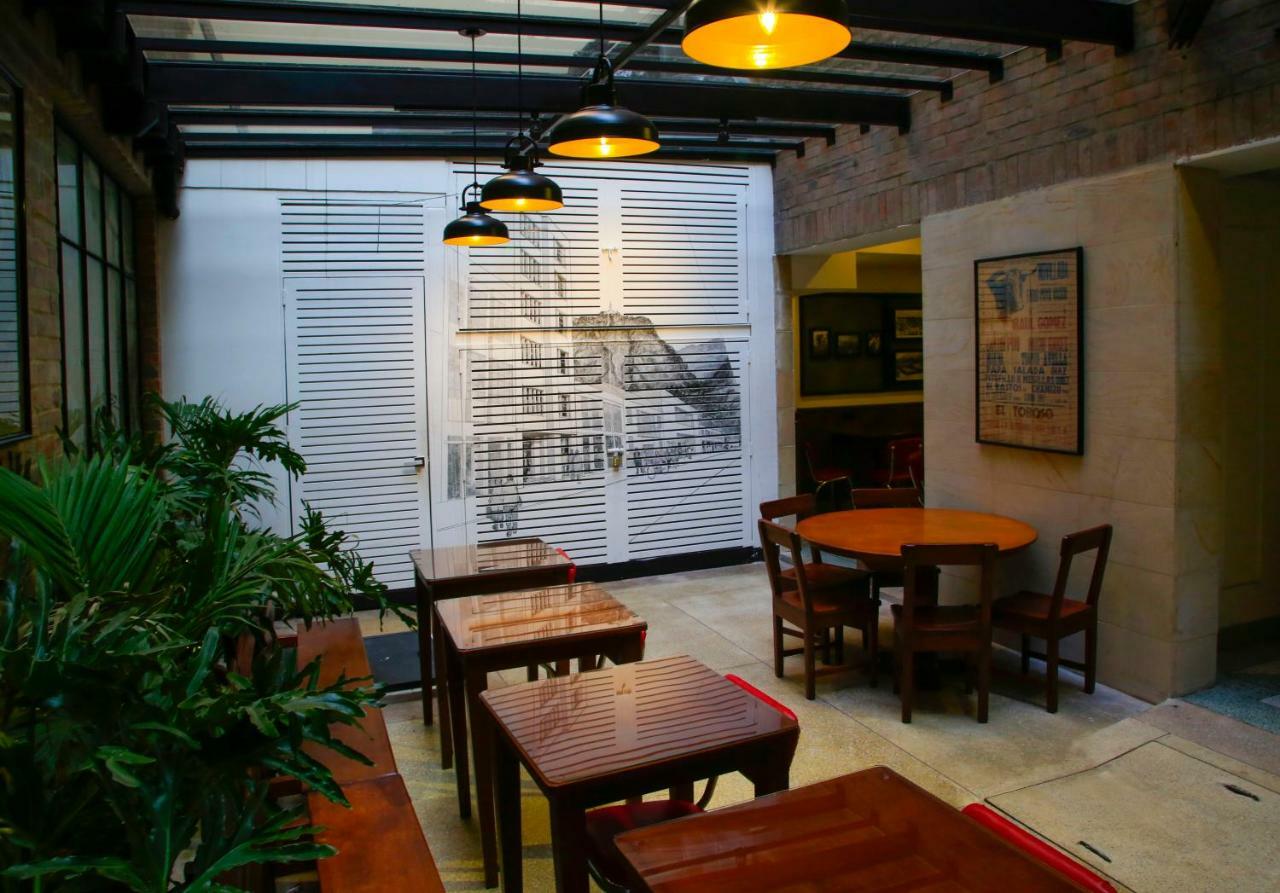 Hotel Museo San Moritz Bogota Bagian luar foto